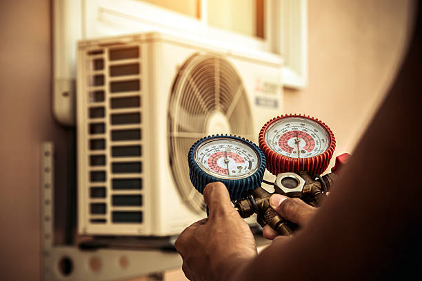 Professional Ac Installation technician working in Bear Creek, NC